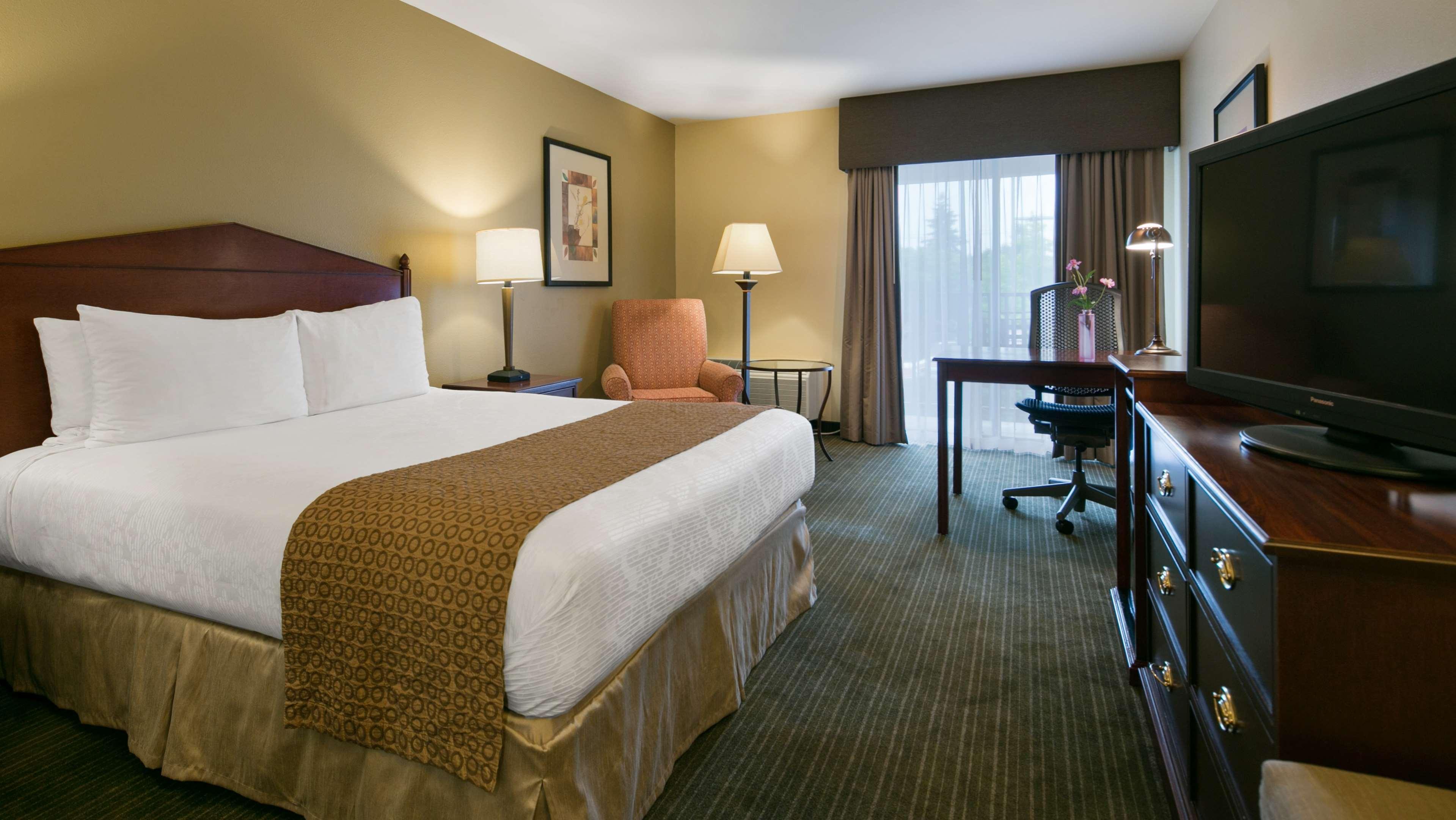 Best Western Plus Plaza by the Green Kent Exterior foto