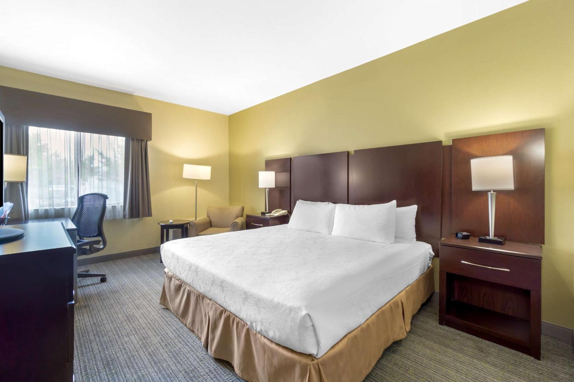 Best Western Plus Plaza by the Green Kent Exterior foto