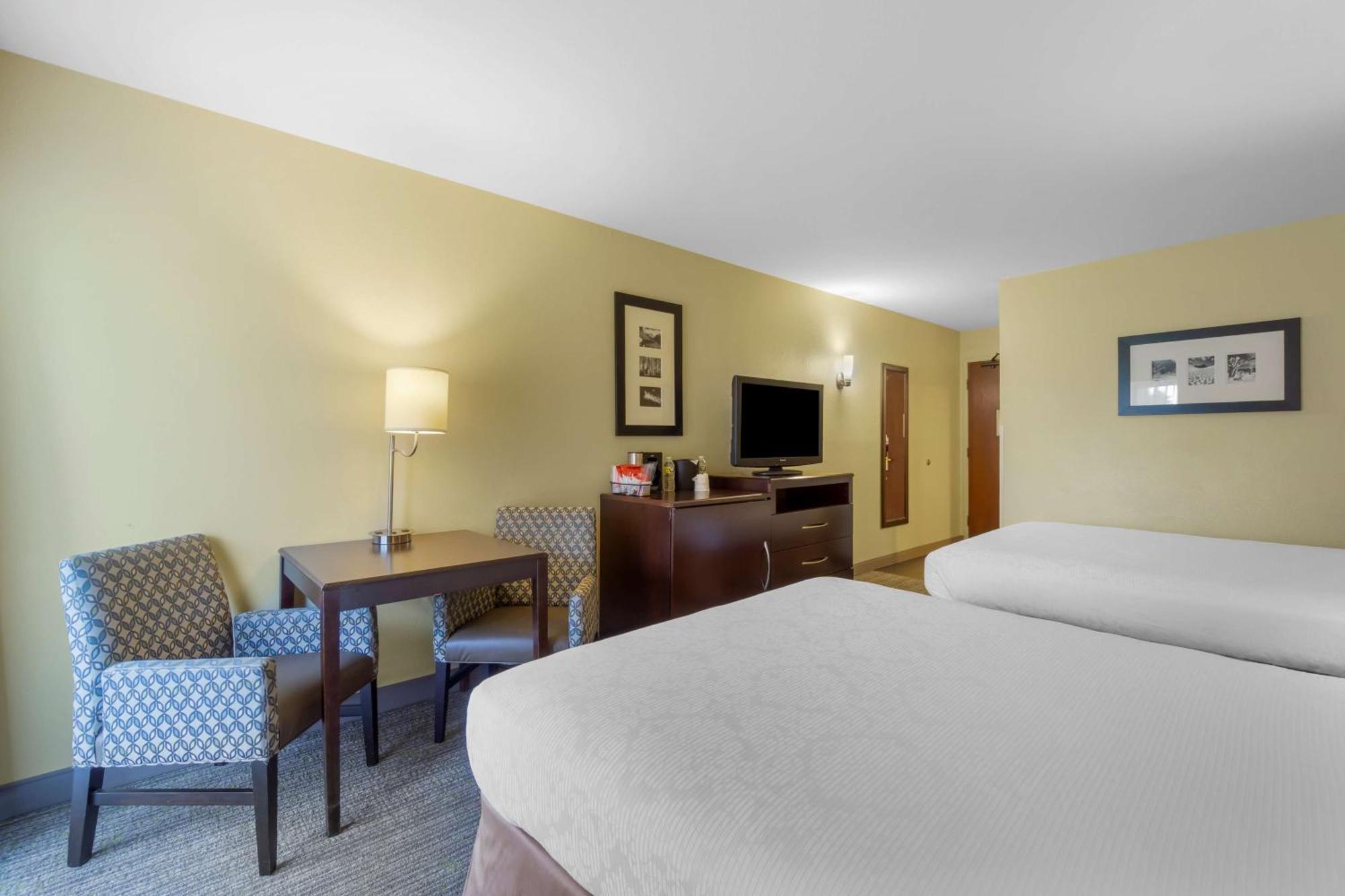 Best Western Plus Plaza by the Green Kent Exterior foto
