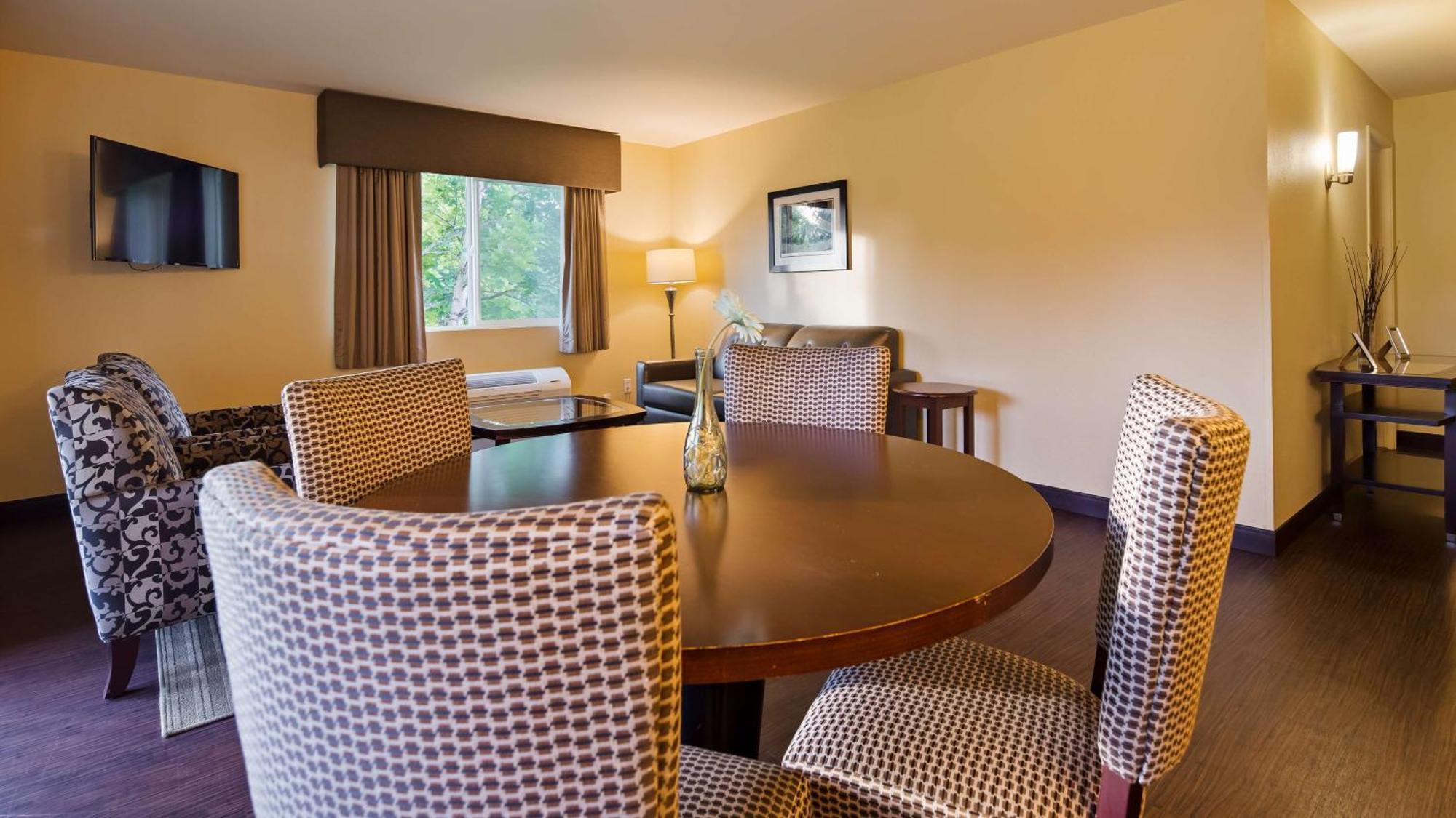 Best Western Plus Plaza by the Green Kent Exterior foto