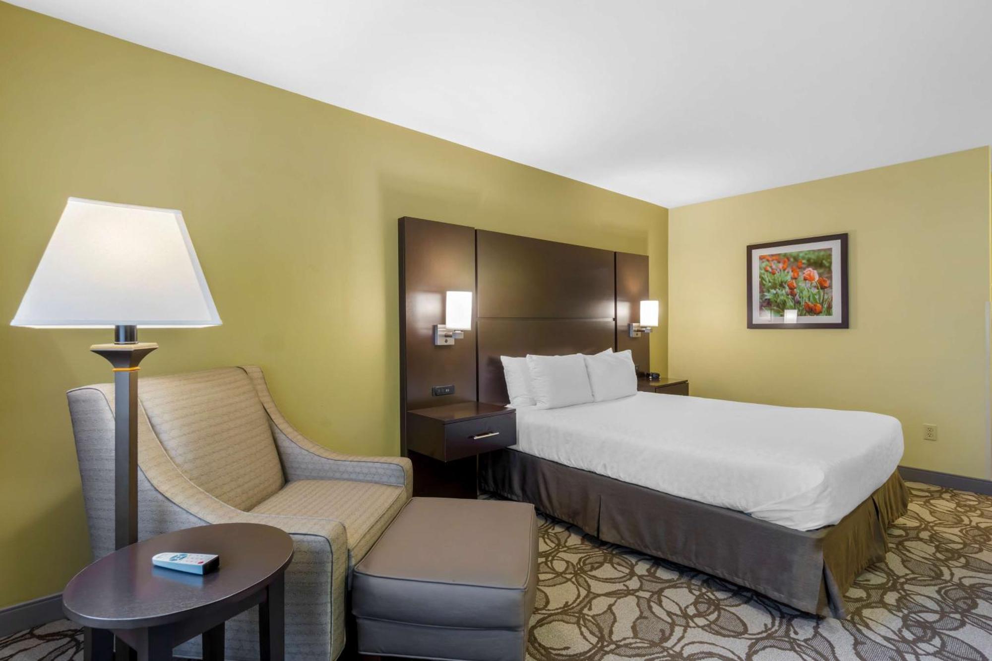 Best Western Plus Plaza by the Green Kent Exterior foto