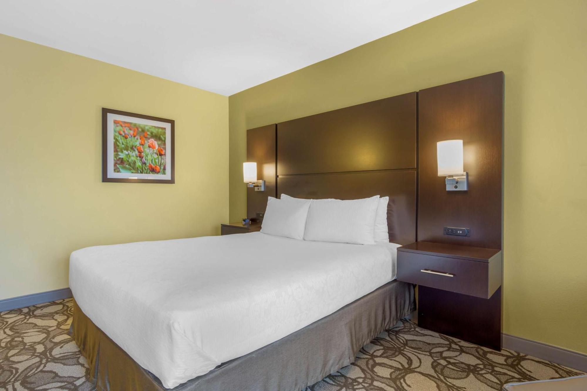 Best Western Plus Plaza by the Green Kent Exterior foto
